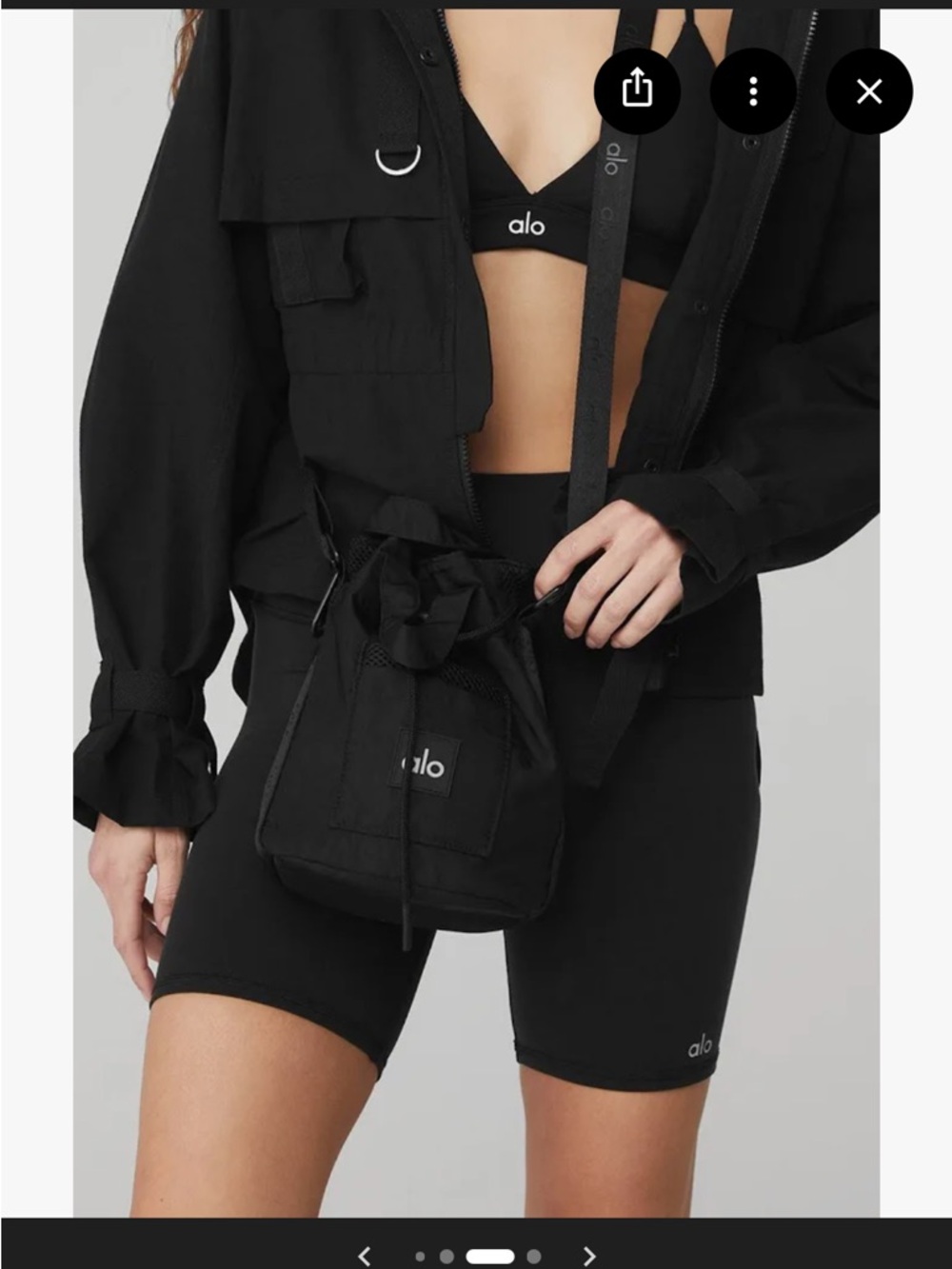 NWT Alo Yoga crossbody bucket bag in black